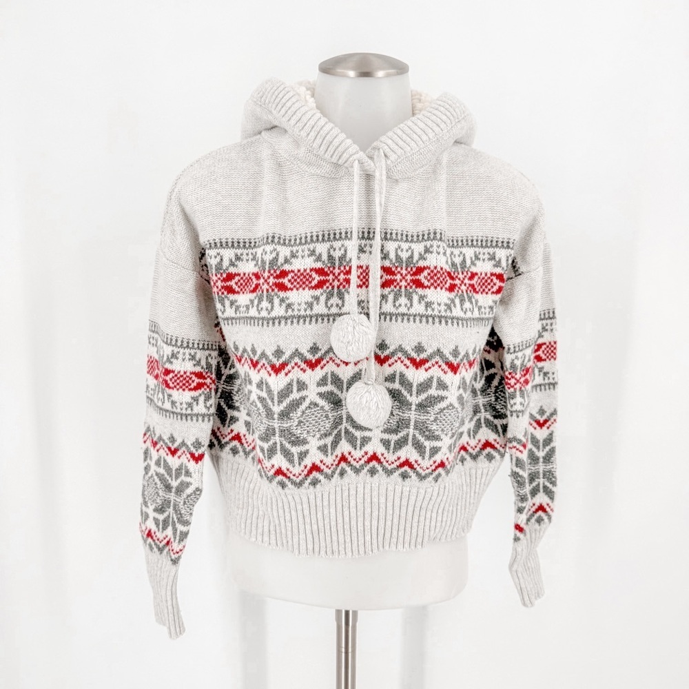 Elegant Gray and Red Women's Sweater